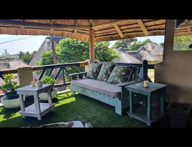 2 BEDROOM TOWNHOUSE FOR SALE IN WOODGRANGE